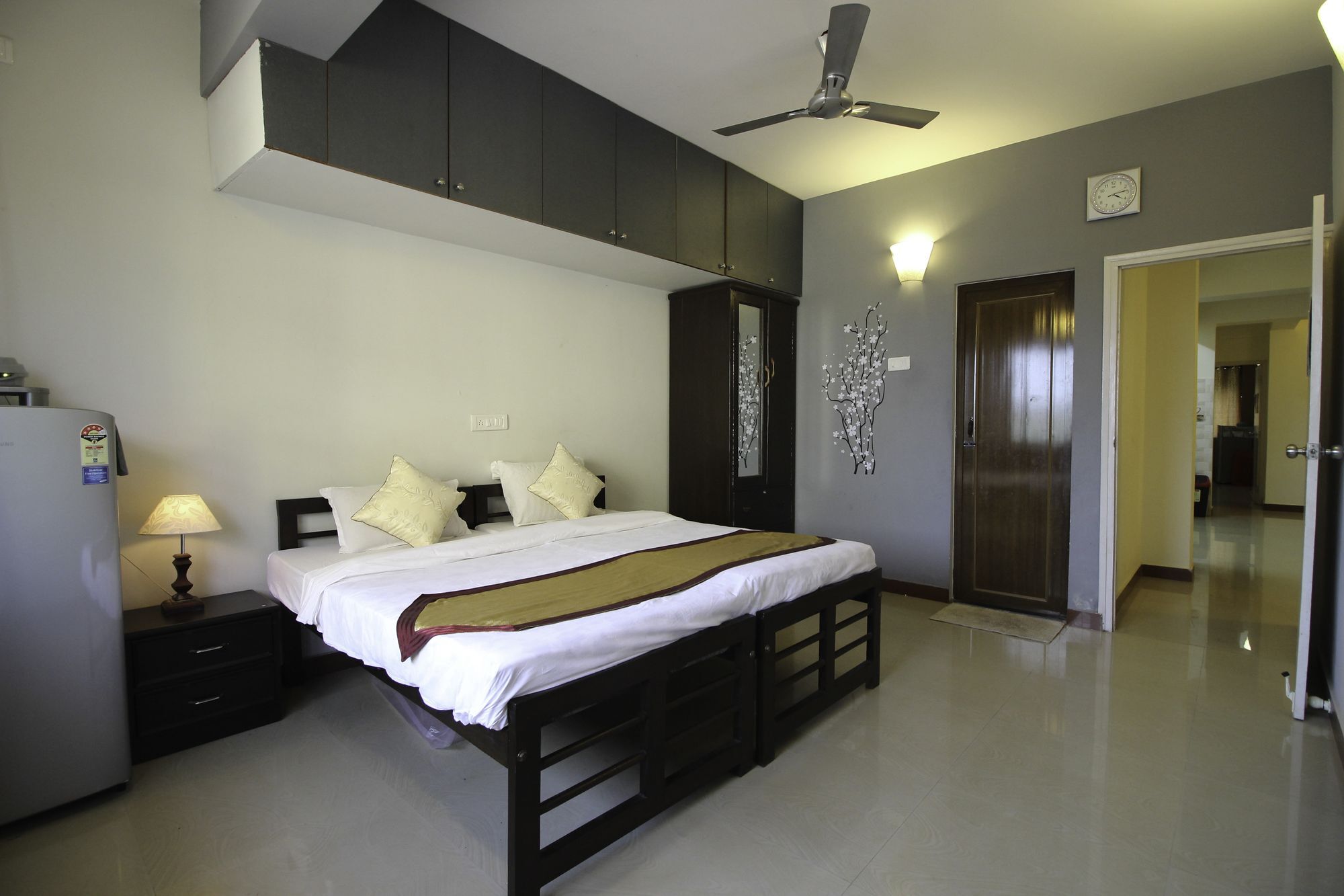 Oyo 9876 Home Luxurious 5Bhk Porvorim Exterior foto